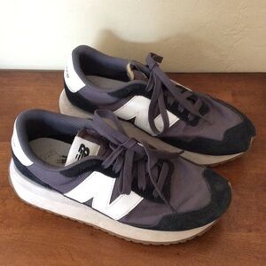 New Balance sneakers size 7.5